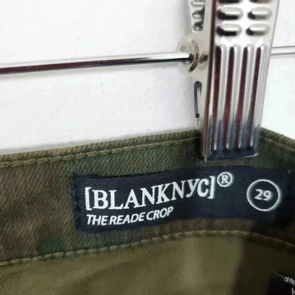 Revolve BLANK NYC Reade Camo Crop skinny jeans.  NWT - Picture 6 of 7